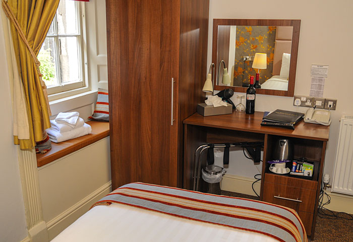 The Salisbury Hotel - Single room